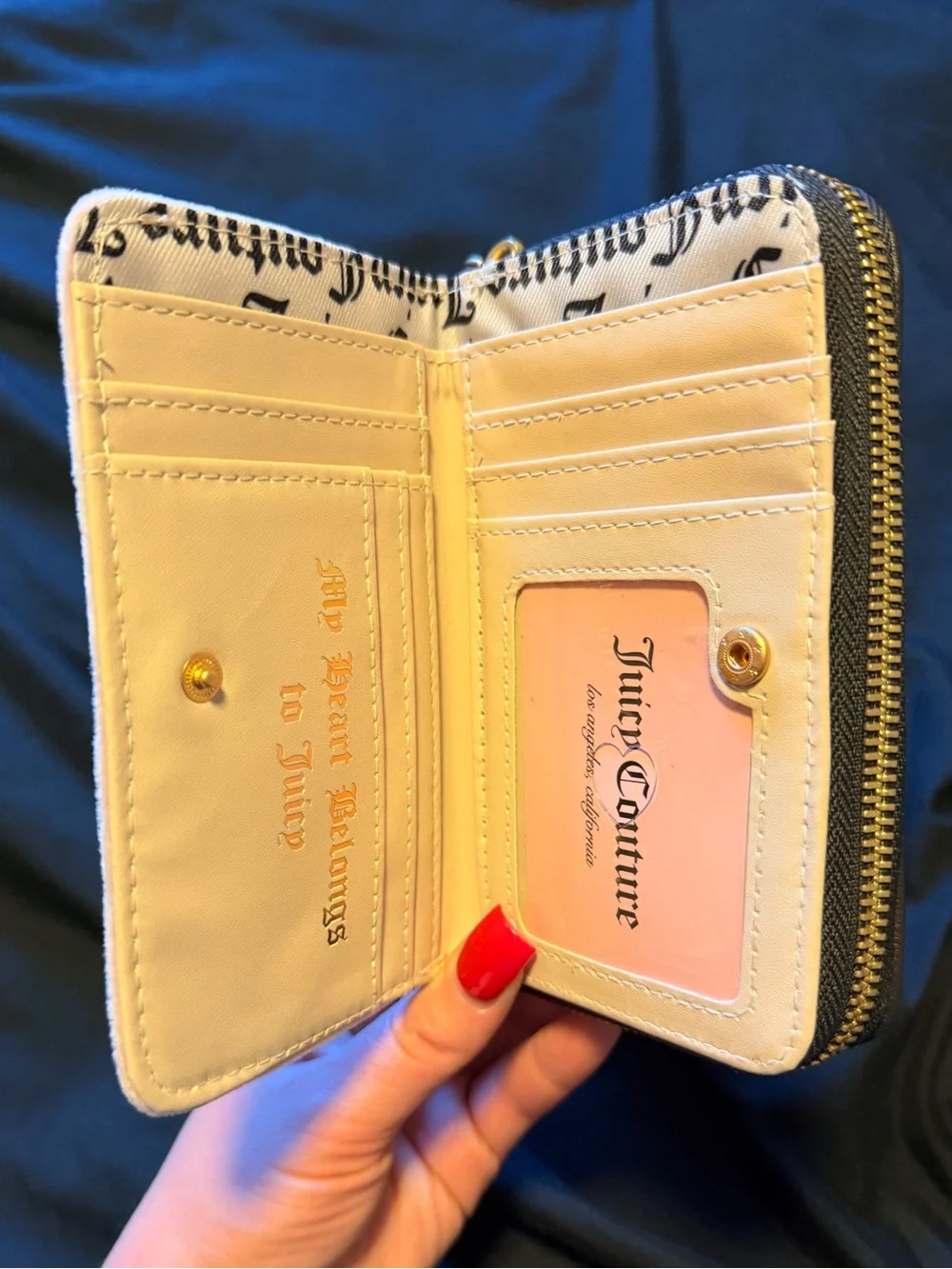 Juicy Couture Pink Multi-Compartment Bifold Wallet - Picture 3 of 5